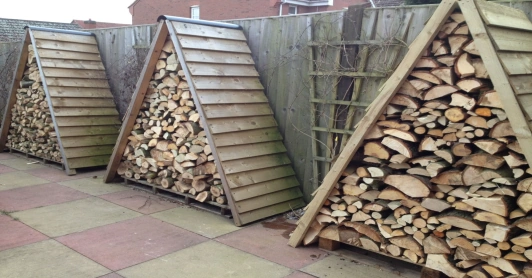 Преимущества и особенности отопления дровами